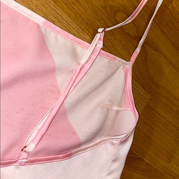 🆕 Victoria’s Secret Silk Sleep Top - Picture 6 of 7